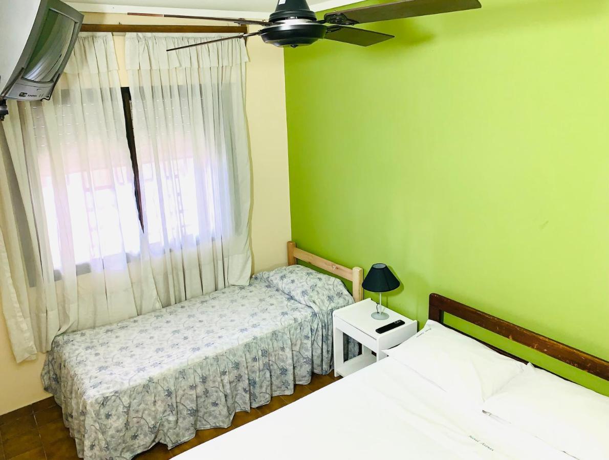 Hotel Atenas Буенос Айрес Екстериор снимка