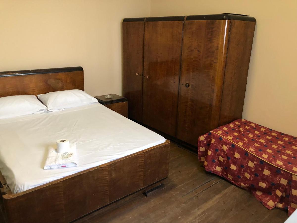 Hotel Atenas Буенос Айрес Екстериор снимка